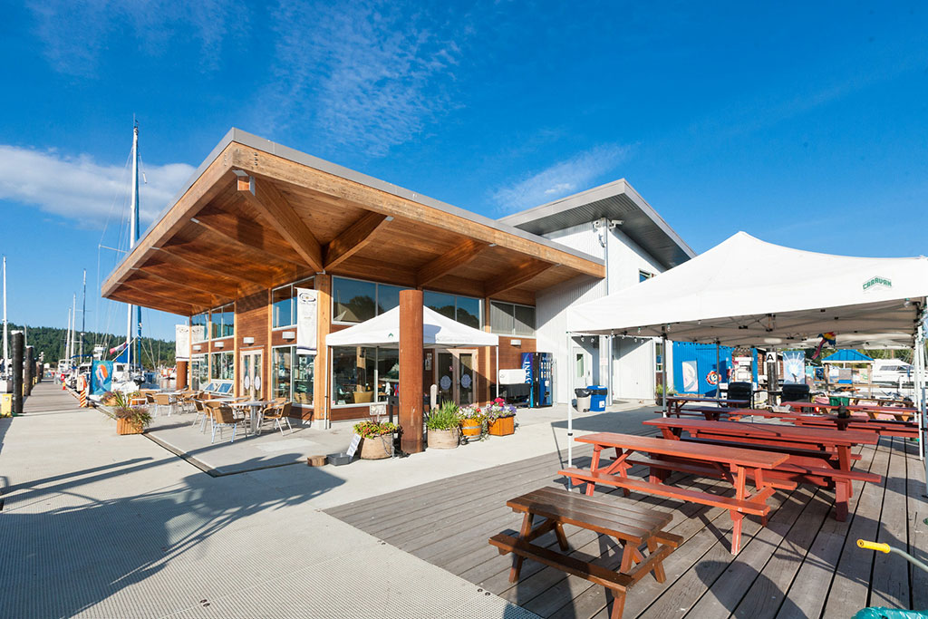 Beautiful Centre Ladysmith Community Marina