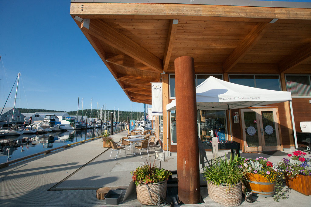 Music on the Dock – July & August, Tuesday 7:30 pm / Thursday 7:00 pm
